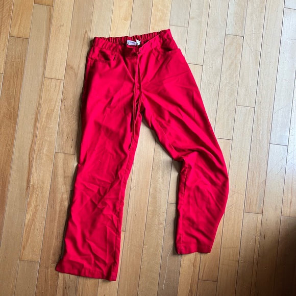 Grey’s Anatomy by Barco Scrub Top & Bottom - Picture 2 of 5